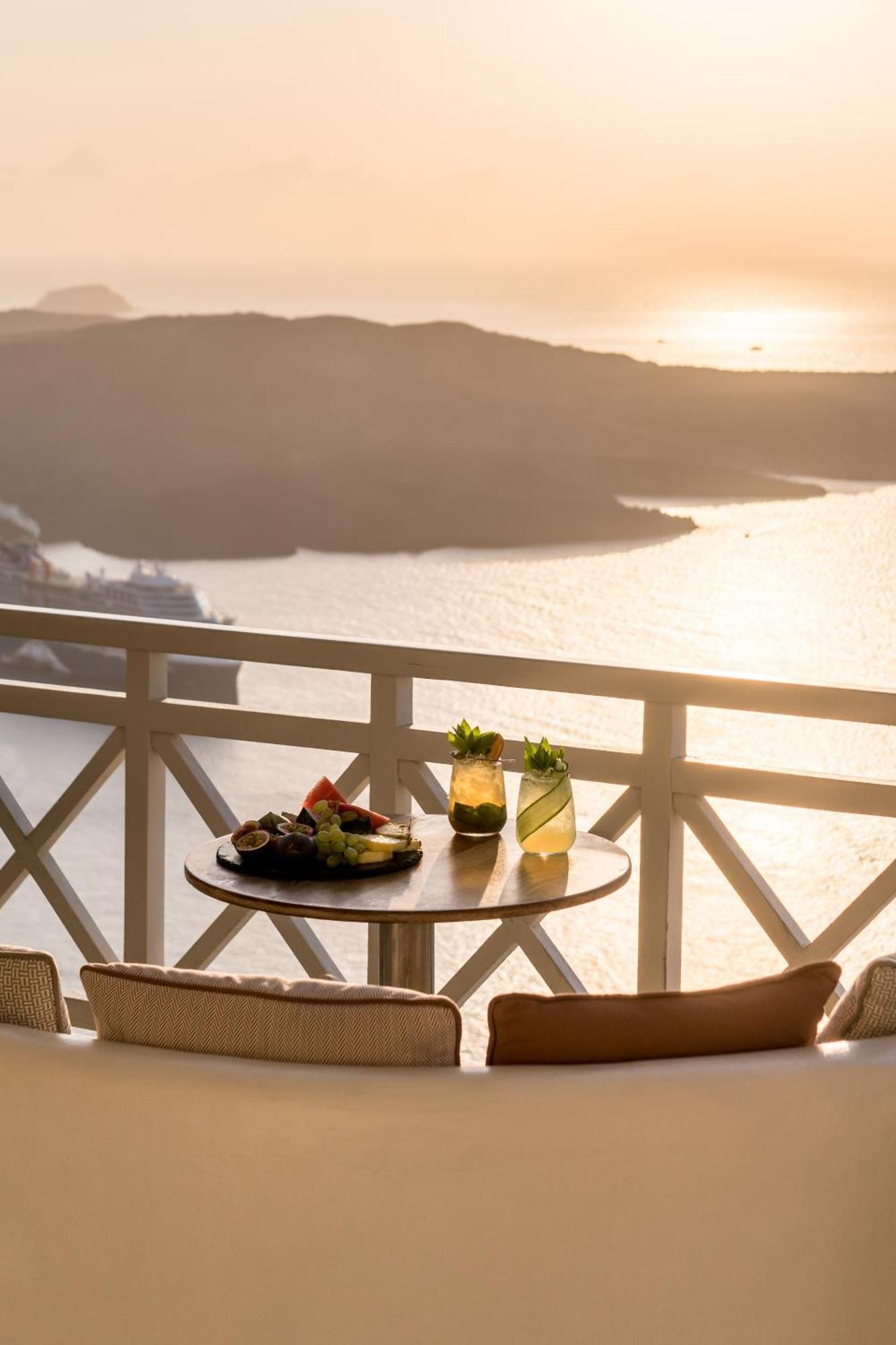 Enigma Suites Fira  Eksteriør bilde